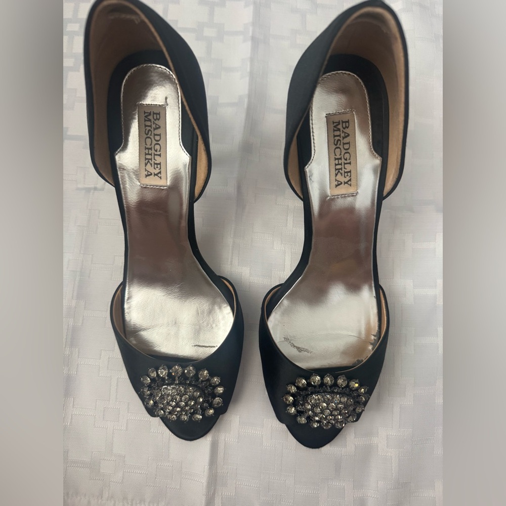 Badgley Mischka Black Satin Heels